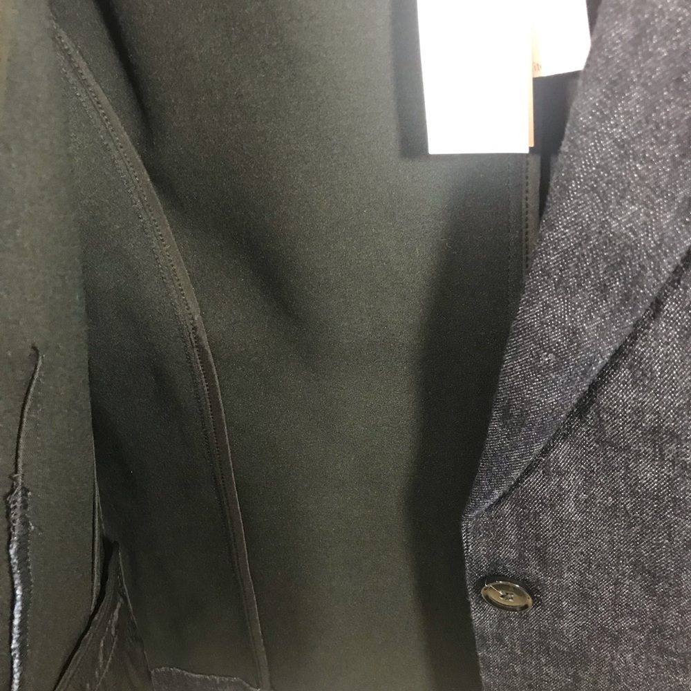 Blazers - Picture 5 of 5